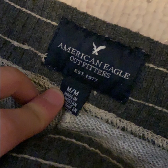 American Eagle Light Grey Heathered Joggers - Picture 2 of 3